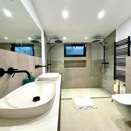 Pool And Private Access Вилла *